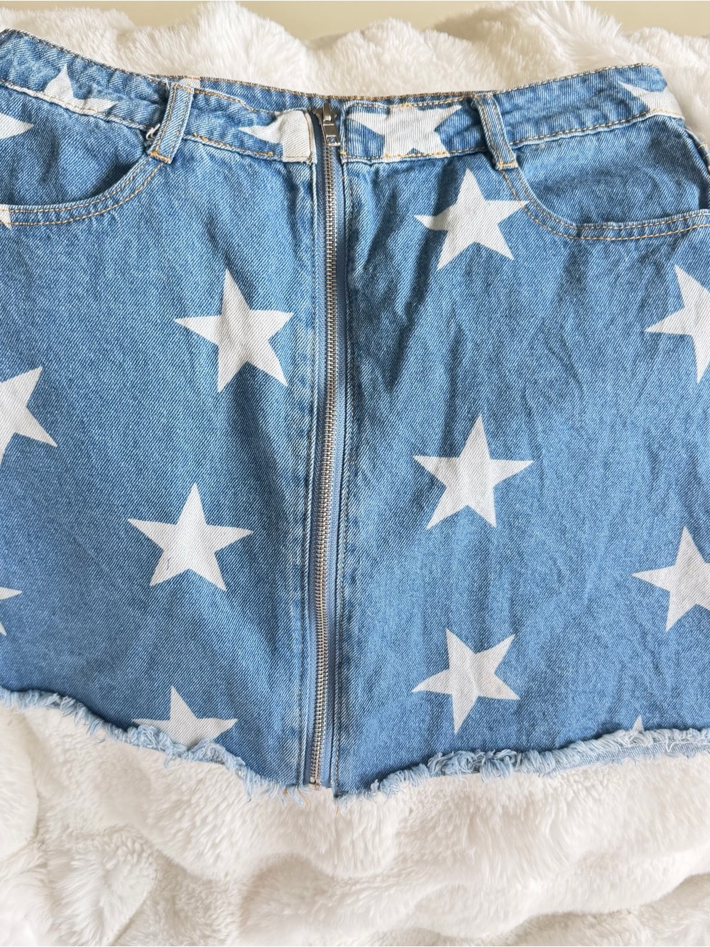 Le Lis Blue Denim Mini Skirt with White Star Print - Picture 2 of 10